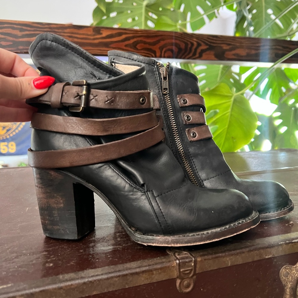 Freebird by Steven Blaze boots size 7